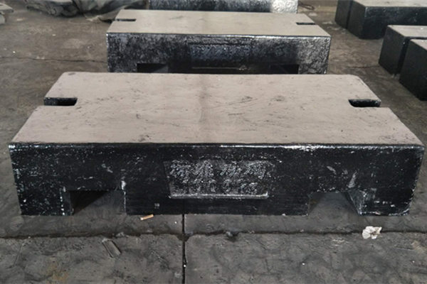 鑄鐵砝碼如何在潮濕環(huán)境中完成計量作業(yè)